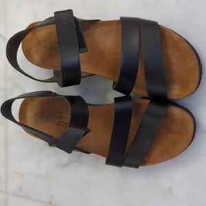 Naot Kayla Black Matte Leather Strap Sandal US 9 Euro 40